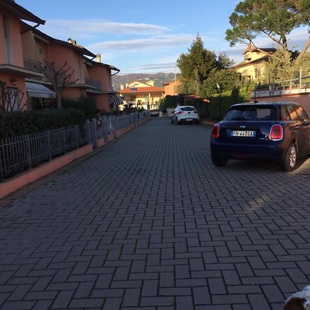 Le Case Di Cinzia Vinci Eksteriør bilde